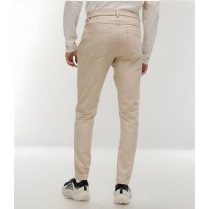 Lululemon M5971S Mens ABC Slim Fit Wrapstreme Beige Stretch Pants 34x32‎